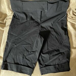 Ladies Bermuda shorts